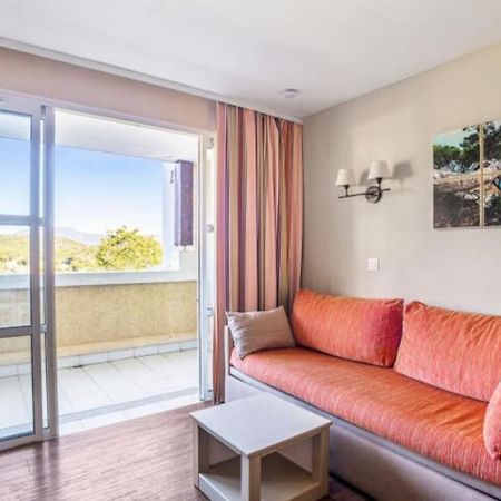 Superbe Appartement Village Cap Esterel 4P Climatise Saint-Raphaël Kültér fotó